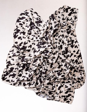Pareo Bee Surreal con estampado animal print