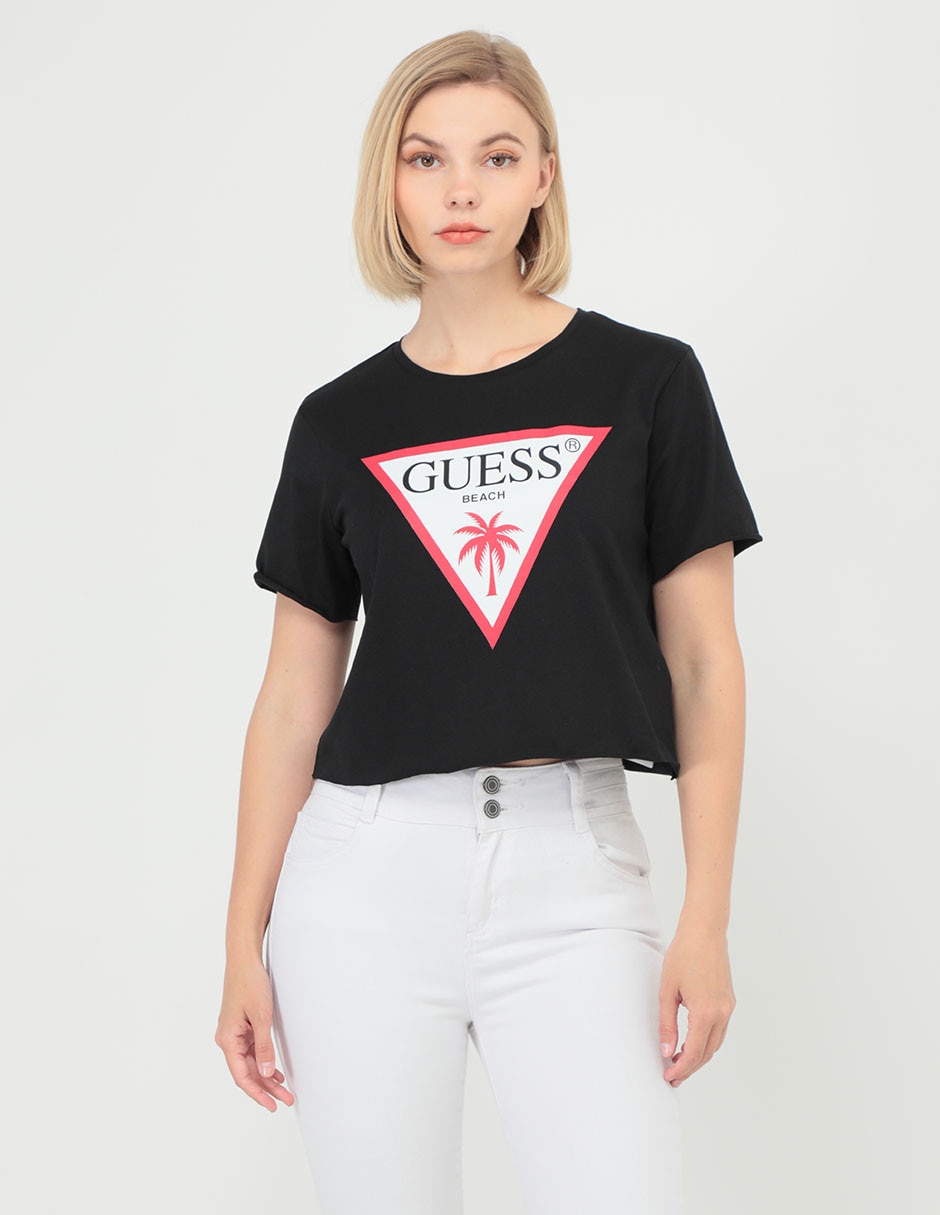Playera manga corta GUESS cuello redondo para mujer Liverpool