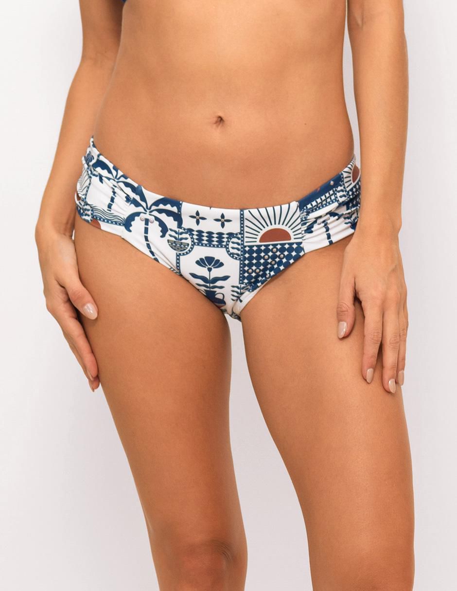 Panty bikini a la cadera para mujer Panty bikini a la cadera para mujer