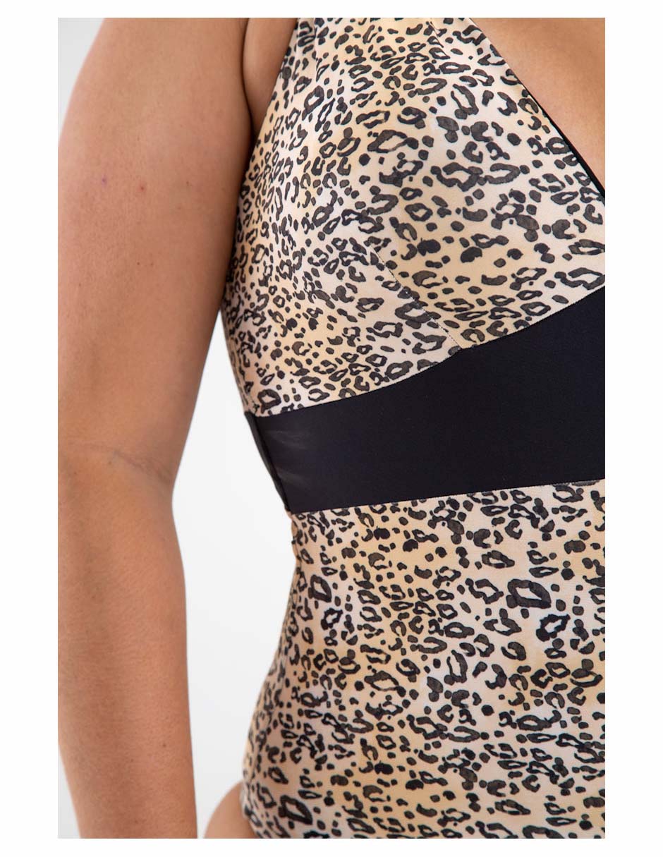 Traje de baño completo estampado animal print para mujer 3