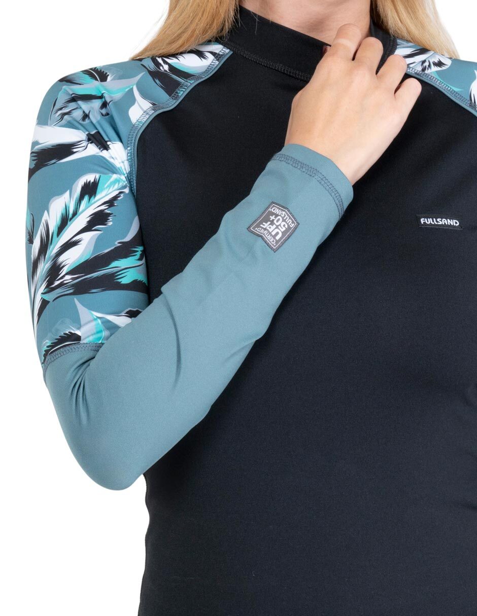 Wetshirt estampado floral para mujer 4